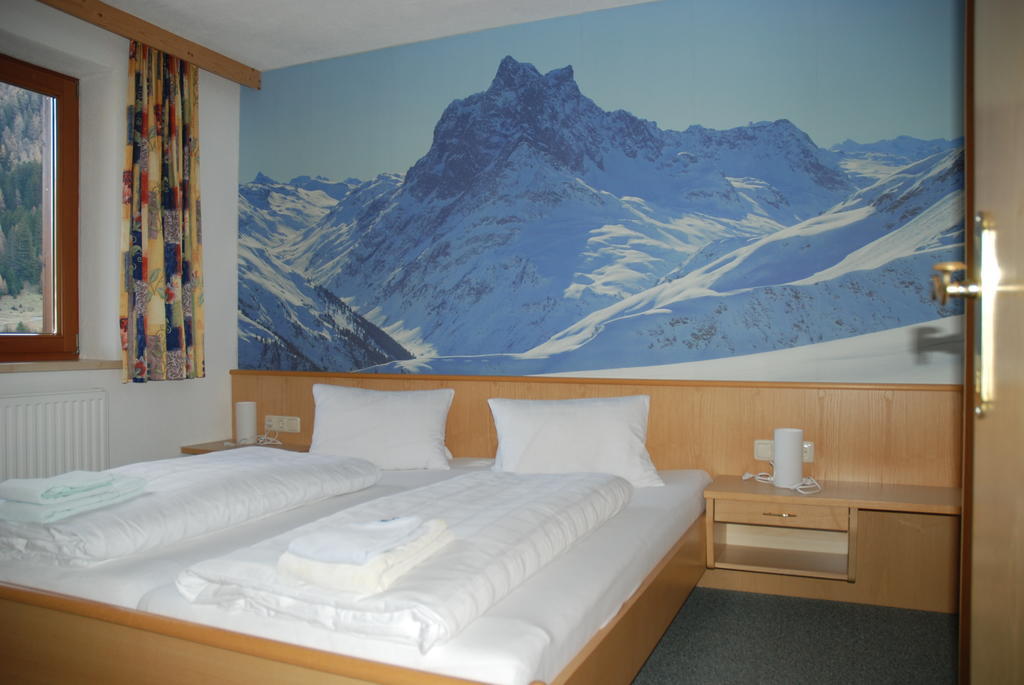 Haus Saumspitz Apartman Sankt Anton am Arlberg Szoba fotó